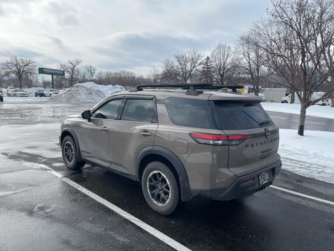 Used 2025 Nissan Pathfinder Rock Creek image 4
