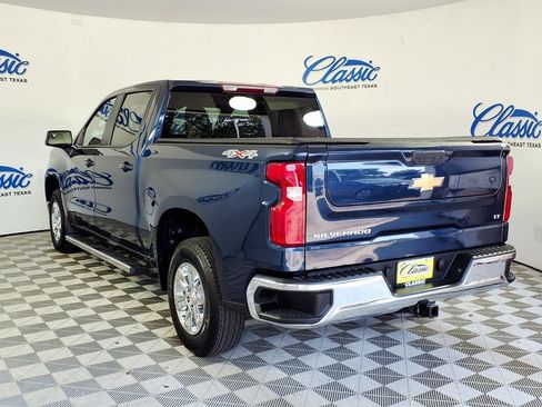 Used 2023 Chevrolet Silverado 1500 LT AWD/4WD image 2