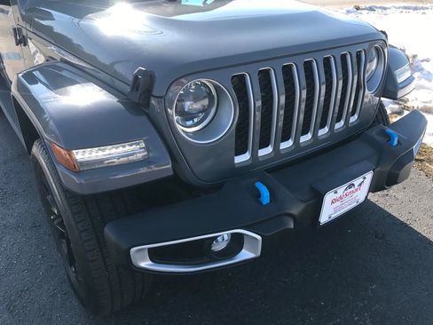 Used 2023 Jeep Wrangler Unlimited Sahara image 57