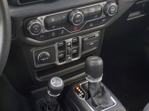 New 2026 Jeep Gladiator Sport image 13