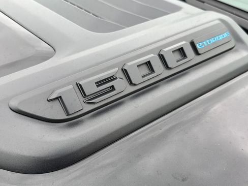New 2026 RAM 1500 Laramie AWD/4WD image 6