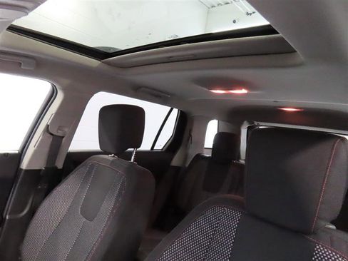 Used 2017 GMC Terrain SLE w/ Nightfall Package image 17