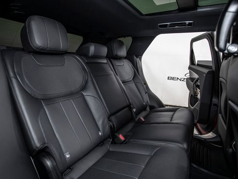 Used 2023 Land Rover Range Rover Sport SE AWD/4WD image 15