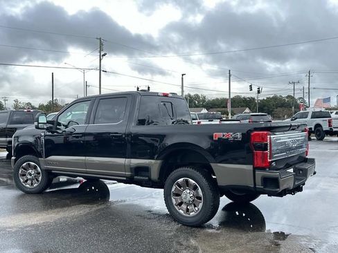 New 2026 Ford F250 King Ranch w/ FX4 Off-Road Package image 12