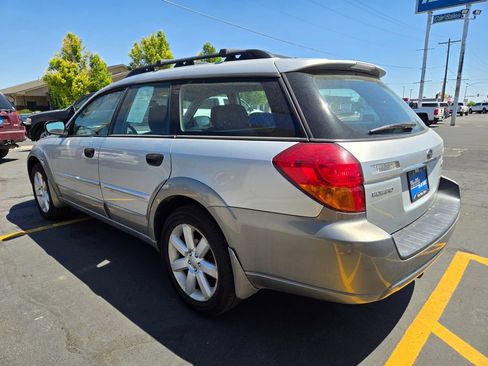 Used 2006 Subaru Outback 2.5i AWD/4WD image 5