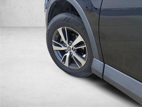 Used 2017 Toyota RAV4 XLE image 10