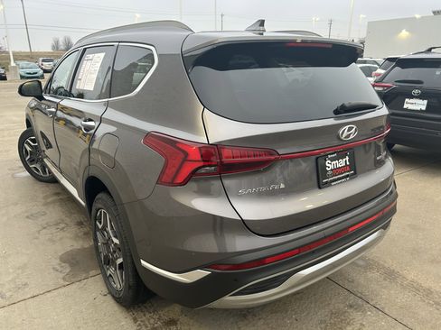 Used 2021 Hyundai Santa Fe Limited image 4