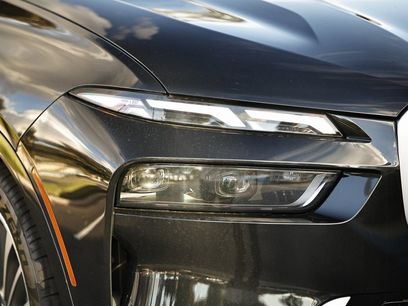 New 2026 BMW X7 xDrive40i w/ Premium Package