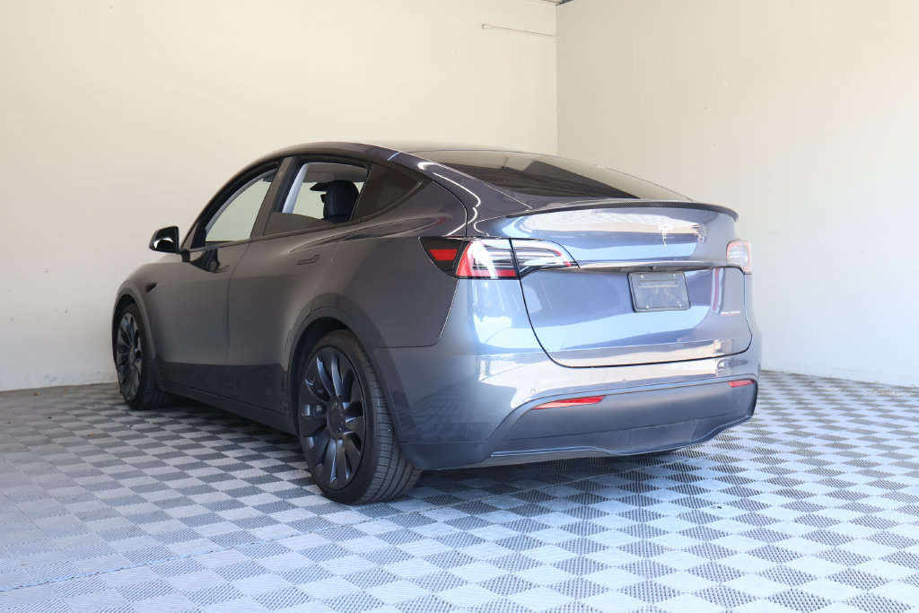 Used 2022 Tesla Model Y Performance AWD/4WD image 13