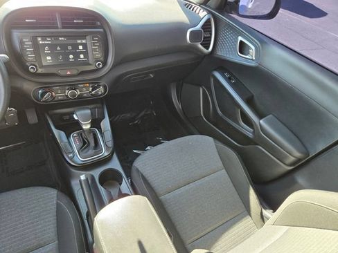 Used 2021 Kia Soul S FWD image 18