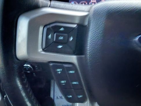 Used 2021 Ford F350 Lariat w/ Chrome Package image 16