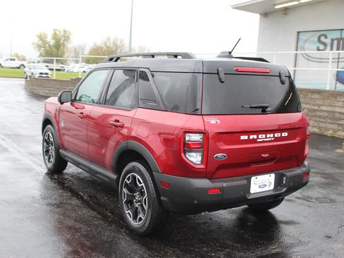New 2025 Ford Bronco Sport Outer Banks w/ Outer Banks Tech Package+ AWD/4WD image 3