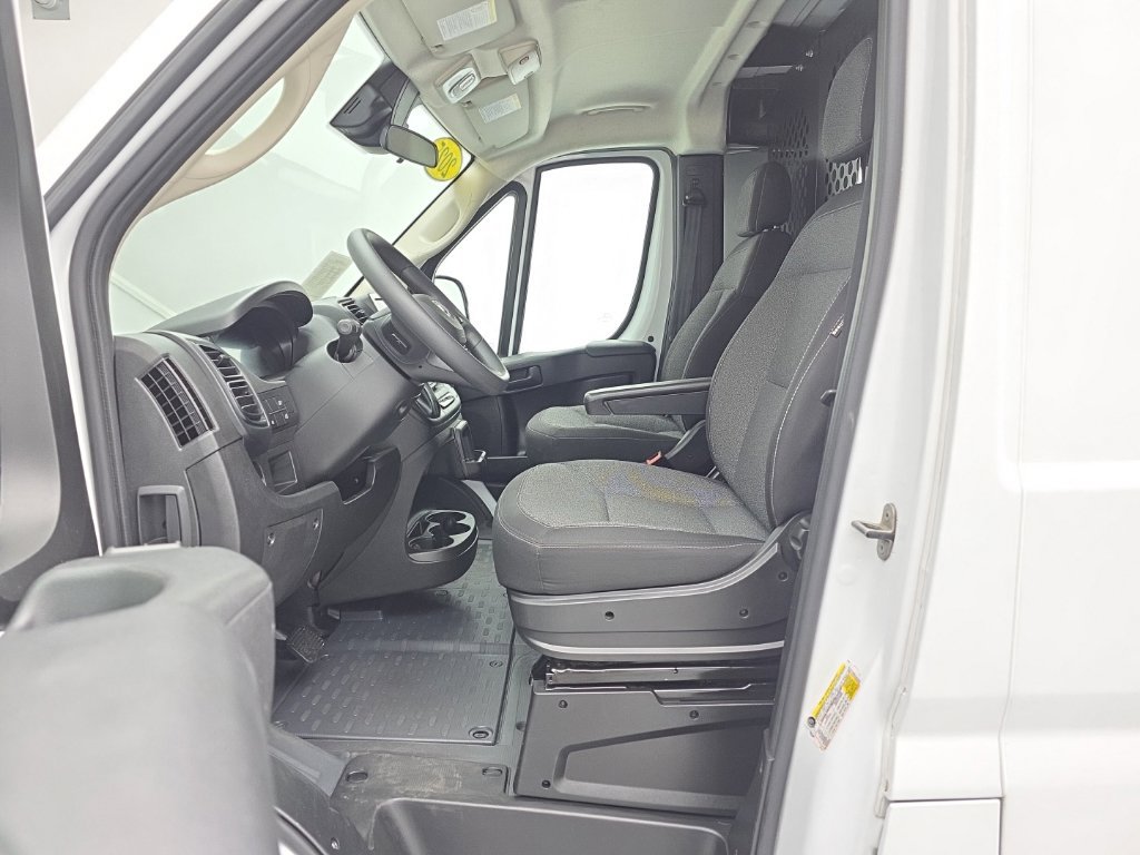 Used 2025 RAM ProMaster 2500 w/ U-Haul Equipment Group FWD image 14