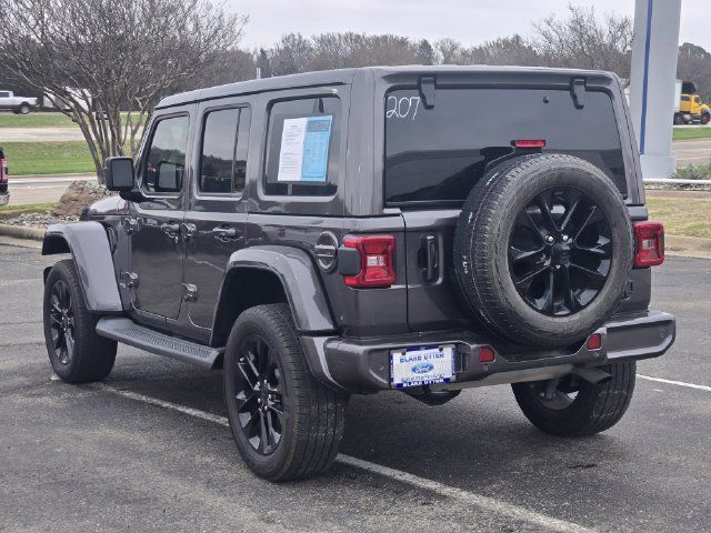 Used 2021 Jeep Wrangler Unlimited Sahara AWD/4WD image 5
