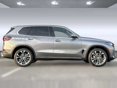 Used 2026 BMW X5 xDrive40i AWD/4WD image 7