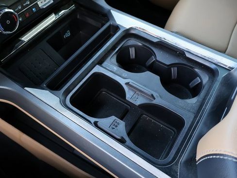 Used 2024 Ford F250 Lariat w/ Lariat Ultimate Package image 39