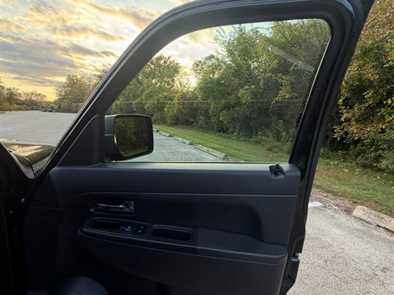 Used 2012 Jeep Liberty Sport AWD/4WD image 22