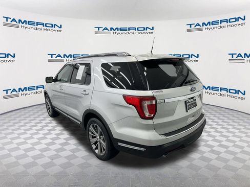 Used 2018 Ford Explorer Limited FWD image 3