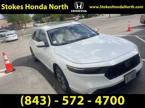 Used 2023 Honda Accord EX image 3