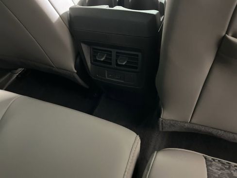 Certified 2024 Chevrolet Colorado ZR2 w/ Technology Package image 16