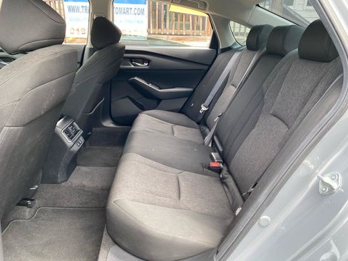 Used 2025 Honda Accord SE image 9