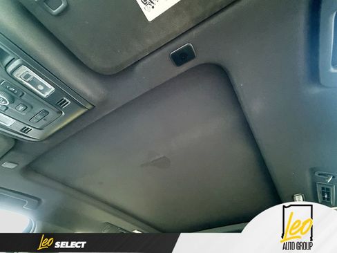 Used 2021 GMC Yukon XL SLT w/ SLT Premium Package AWD/4WD image 26