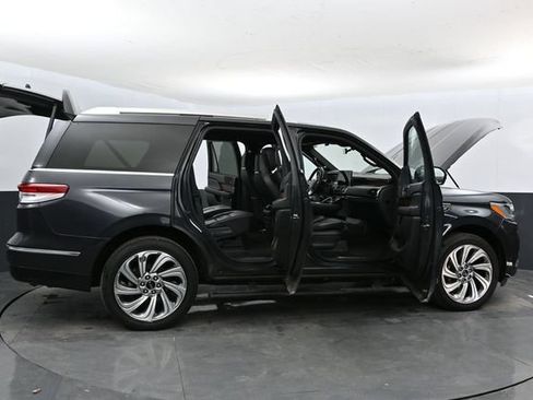 Used 2023 Lincoln Navigator Reserve AWD/4WD image 49