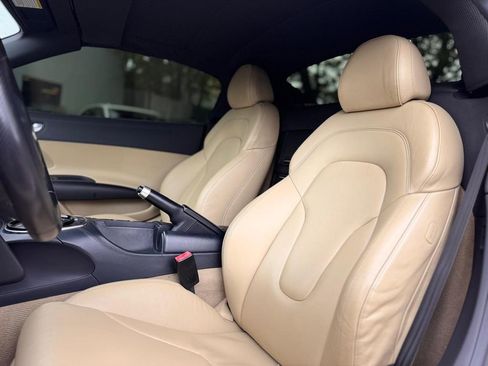 Used 2015 Audi R8 V8 w/ Extended Leather Package AWD/4WD image 18