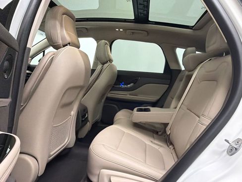 Certified 2024 Lincoln Corsair Grand Touring w/ Equipment Group 302A AWD/4WD image 19