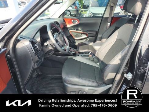 Used 2023 Kia Soul GT-Line w/ GT-Line Technology Package FWD image 8