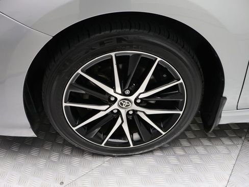 Certified 2023 Toyota Camry SE image 4