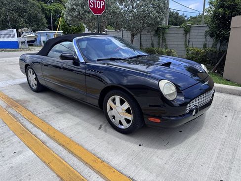 Used 2002 Ford Thunderbird RWD image 3