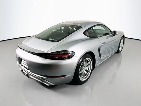 Used 2019 Porsche 718 Cayman RWD image 9