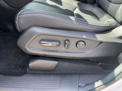 Certified 2025 Honda Pilot EX-L image 13