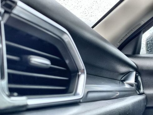 Used 2018 MAZDA CX-5 Sport FWD image 12