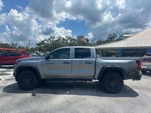 Used 2026 Chevrolet Colorado Trail Boss AWD/4WD image 2