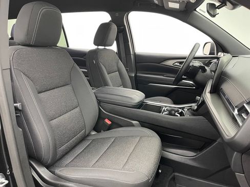 Used 2025 Chevrolet Traverse LT w/ LPO, Floor Liner Package AWD/4WD image 35