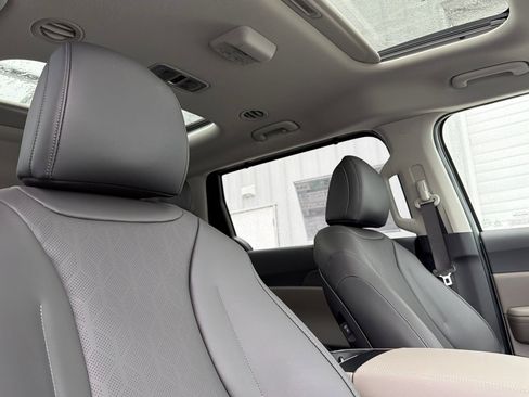 New 2026 Kia Carnival SX FWD image 14