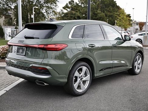 New 2025 Audi Q5 Prestige image 7