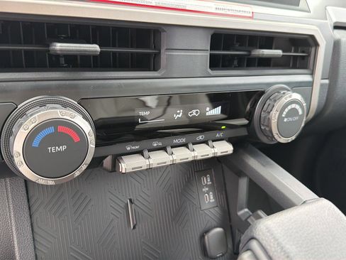 New 2026 Toyota 4Runner SR5 AWD/4WD image 26