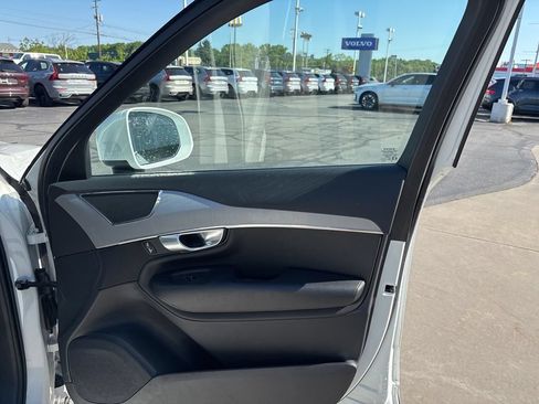 Certified 2023 Volvo XC90 B5 Core w/ Protection Package Premier AWD/4WD image 30