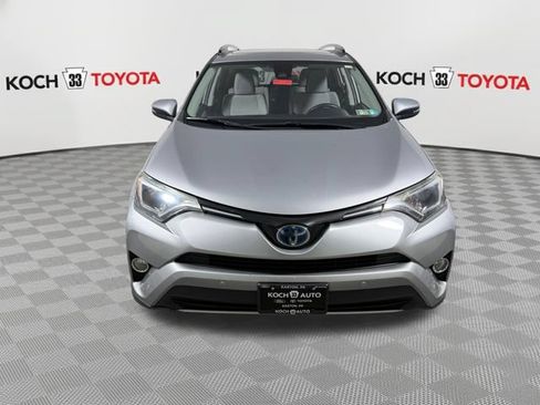Used 2018 Toyota RAV4 XLE w/ Convenience Package AWD/4WD image 2