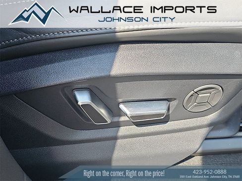 Used 2025 Audi SQ7 Premium Plus image 46