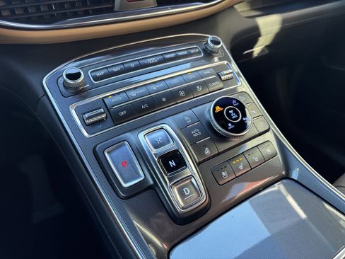 Used 2021 Hyundai Santa Fe Calligraphy image 23