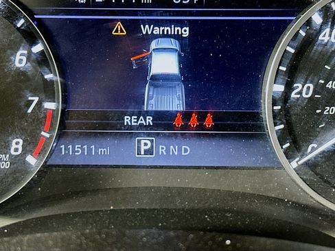 Used 2024 Nissan Frontier SL w/ Technology Package image 19