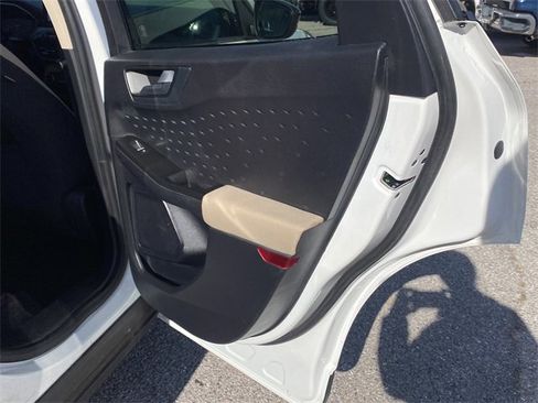 Used 2020 Ford Escape SE Sport image 12