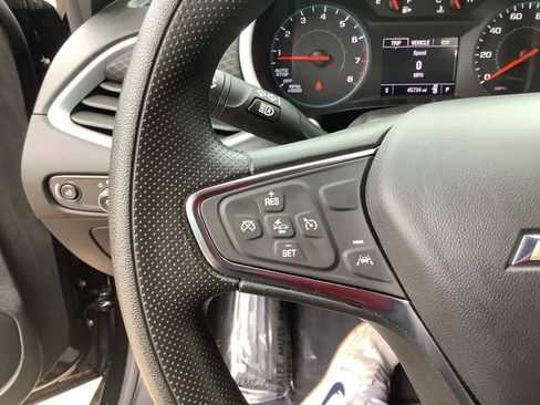 Used 2023 Chevrolet Malibu LT FWD image 26