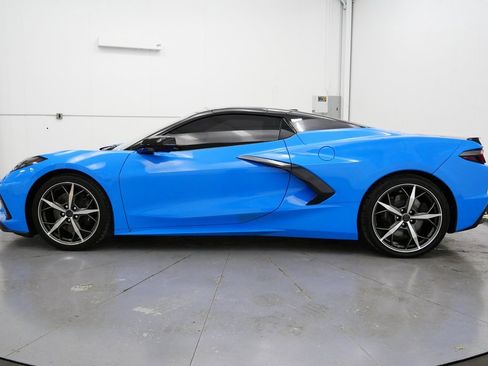 Used 2023 Chevrolet Corvette Stingray Premium Conv w/ Z51 Performance Package image 4