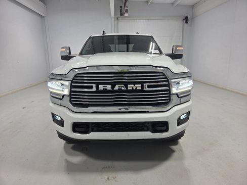 Used 2023 RAM 2500 Laramie AWD/4WD image 2