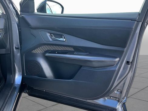 Used 2023 Nissan Ariya FWD image 22
